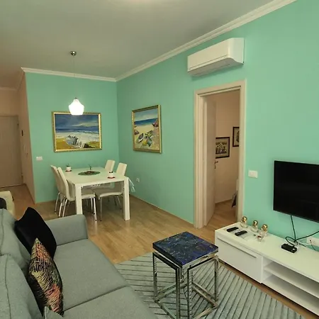 Aurora Appartment Tirana Exterior photo